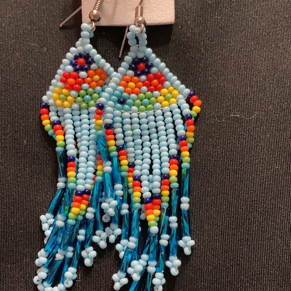 Huichol earrings - Picture 2 of 2